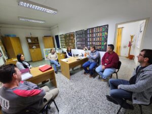 BORLA GESTIONO UNA PROPUESTA DE ALUMNOS DE GOBERNADOR CRESPO QUE SE HIZO REALIDAD.