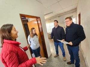 APORTES DEL MINISTERIO DE EDUCACIÓN PARA OBRAS EN ESCUELAS DE MARCELINO ESCALADA Y GOBERNADOR CRESPO.