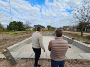 BORLA RECORRIÓ OBRAS QUE SE REALIZAN CON FONDOS DE PROGRAMAS PROVINCIALES.