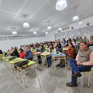 EL  FUTURO PASA POR LA EDUCACIÓN QUE TAMBIÉN ALCANZA VARIOS ASPECTOS DE LA AGENDA SOCIAL Y DE CONTENCIÓN.